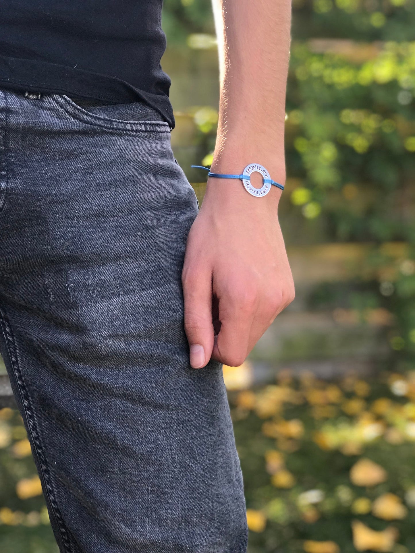 Voorwaartse armband, Quote Armband, Gestempelde Armband, Bericht Armband, Motiverende sieraden, KIES UW WOORD, Motivatie Armband