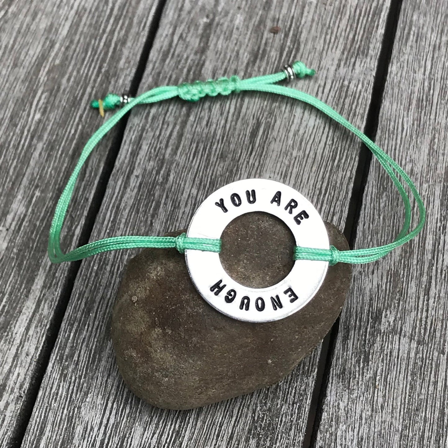 Aangepaste armband, jij bent genoeg, ik ben genoeg, wasmachinearmband, berichtarmband, motiverende armband, KIES JE WOORD, motiverend cadeau